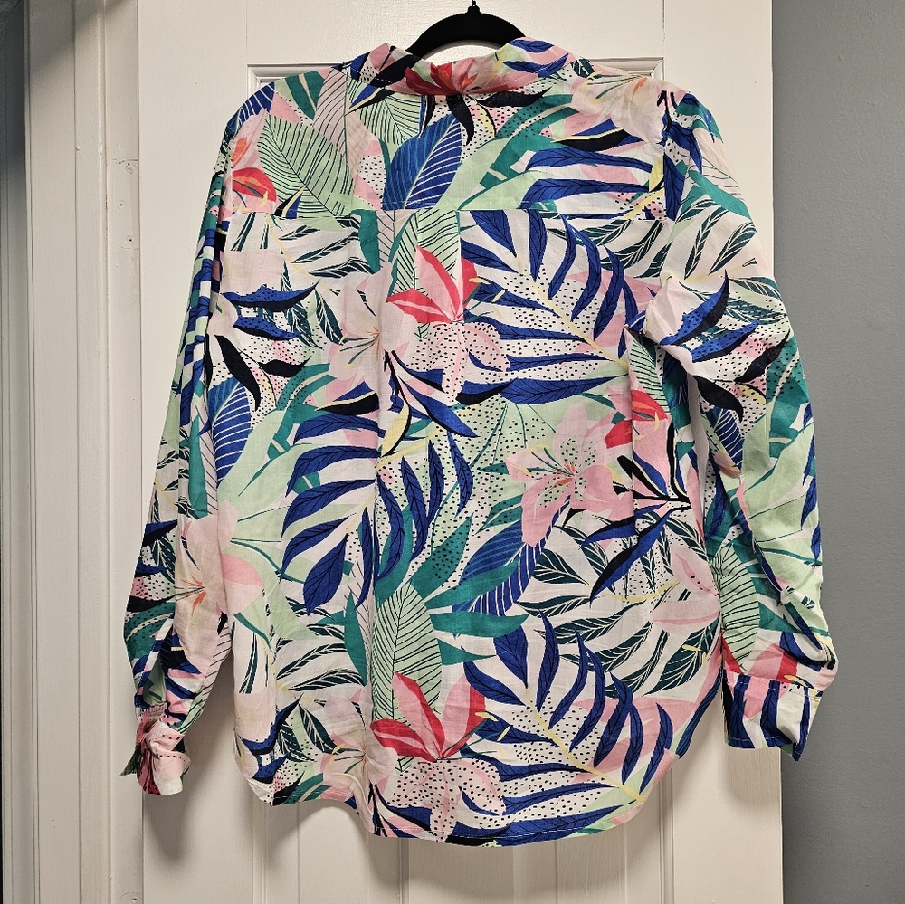 LOFT tropical button up top 🌺 - Picture 6 of 6